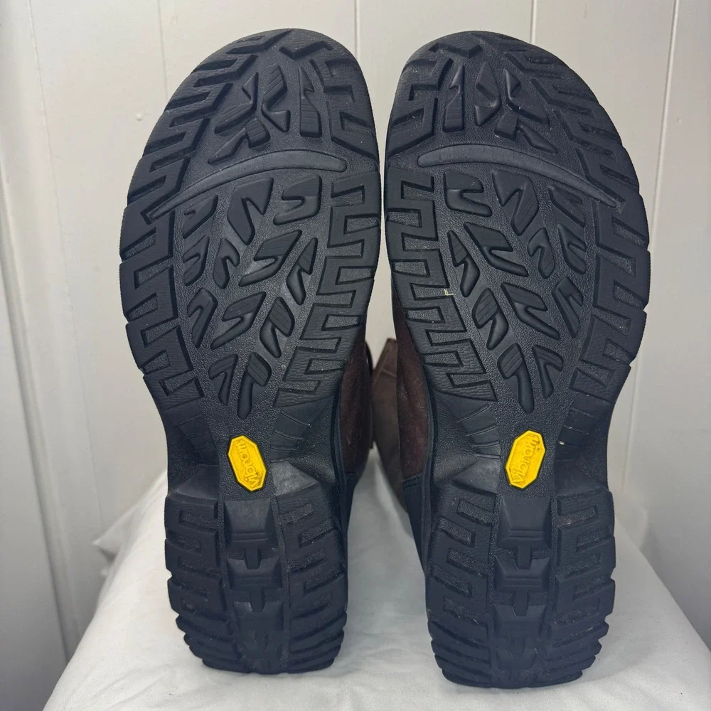 UGG Butte Gray/Black 5521 Cold Weather Waterproof Boots Men's‎ Size 10.5